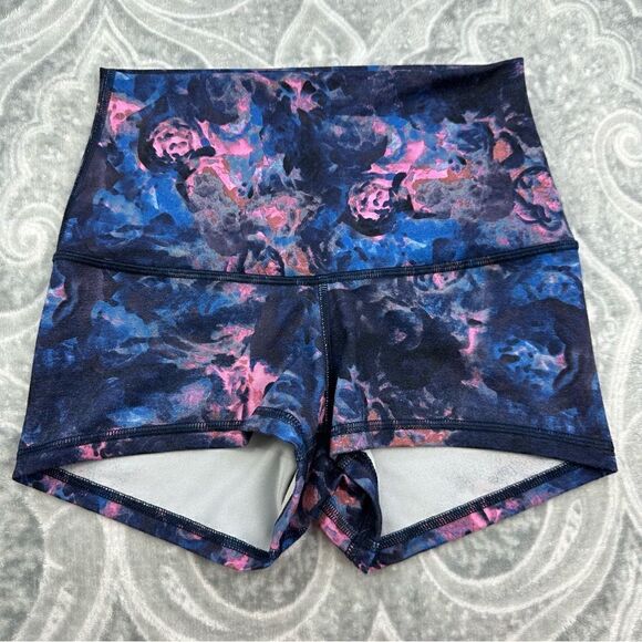 Lululemon Boogie Short (Roll Down) *Full-On Luon - Picture 4 of 8